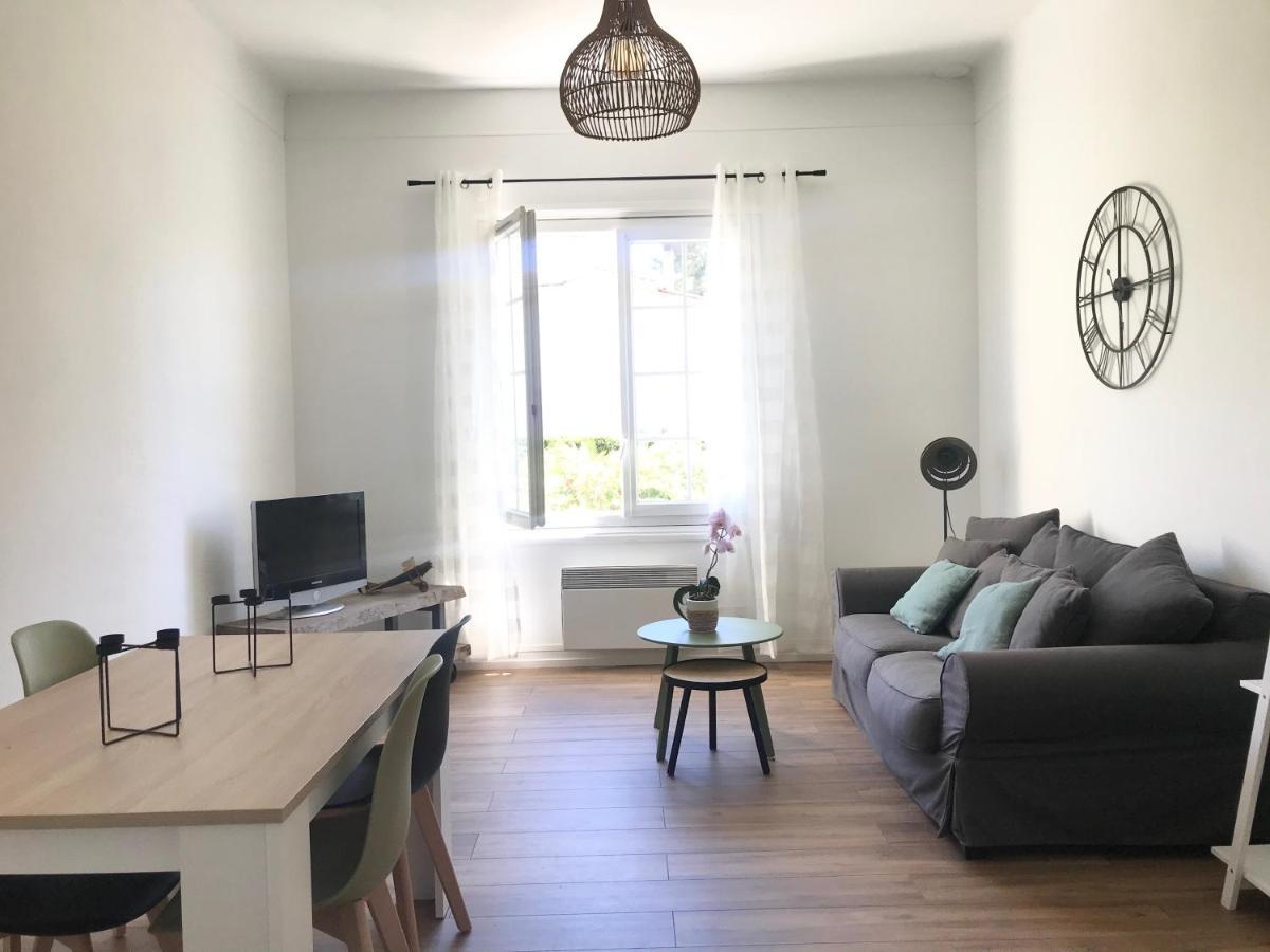 Grand F2 Quartier Les Plaines, Boulouris Proche Mer Et Port Santa-Lucia Saint-Raphaël 외부 사진